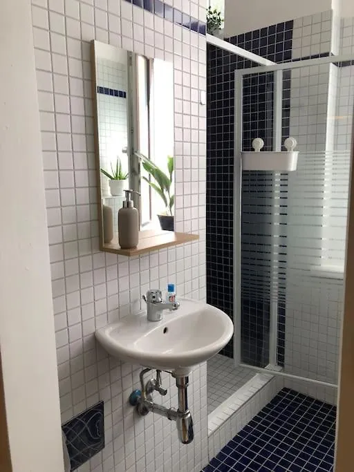 Neues, Gemuetliches Studio Im Zentrum In Ruhelage Vienna